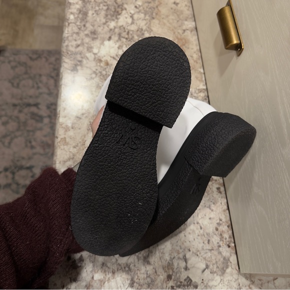 Stuart Weitzman White Charli Zip Sportlift Bootie Creeper Boots 6 W - Picture 10 of 14